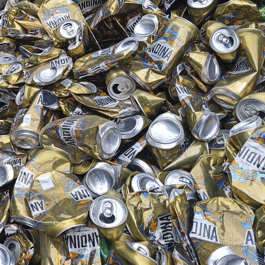 ¿Cuánto vale el kilo de latas de cerveza en Colombia?